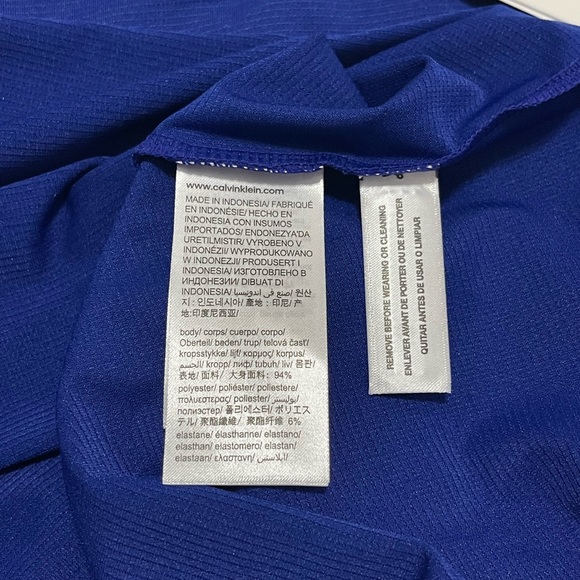 NWT Men’s X-Small Calvin Klein Solid Logo Crewneck T-Shirt In Electric Blue - Picture 7 of 11